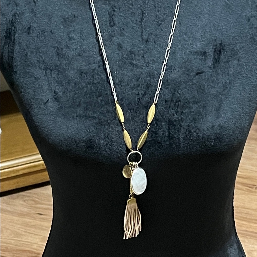 Stella and Dot goldtone/silvertone necklace with milky quartz pendant, EUC